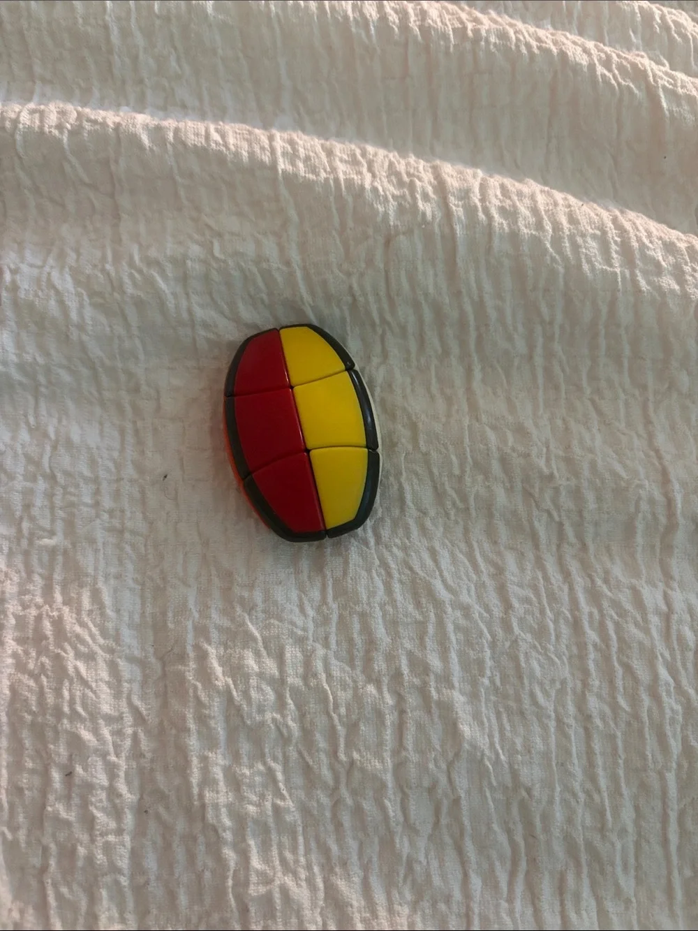 Red Mosaic Resin Brooch - Women's Accessory